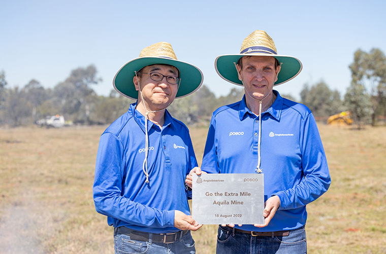 ayx亚洲盎格鲁美国和Posco聚集在一起进行植树计划